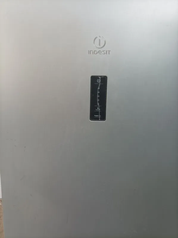 Холодильник INDESIT