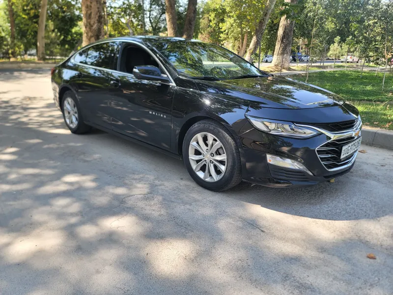 Malibu 2 xizmati uzoq safarlarga olib borish rend car yezda — фото 2
