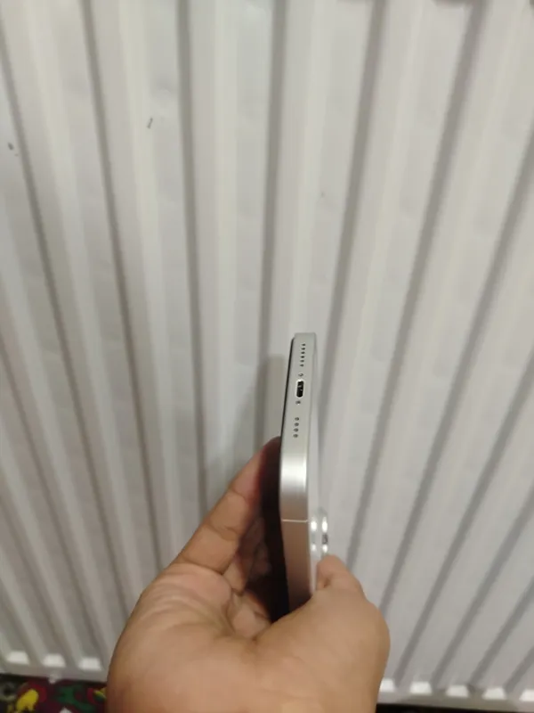 iphone 11 17 pro qilingan, ishlashlari yaxshi 5