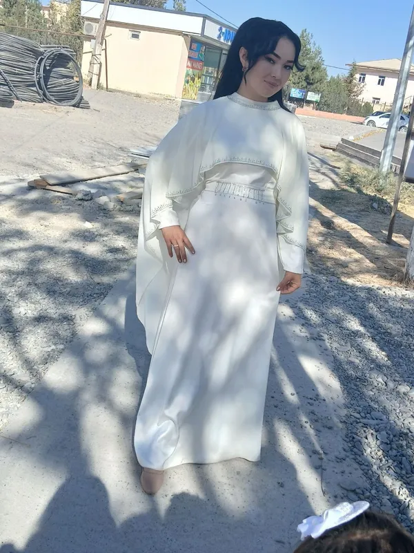 kiyilgan koʻylak kiyilgan koʻylak