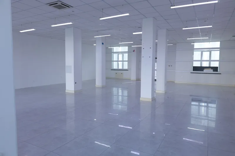 Аренда коммерческого помещения 200 м² 2 Аренда коммерческого помещения 200 м² 2