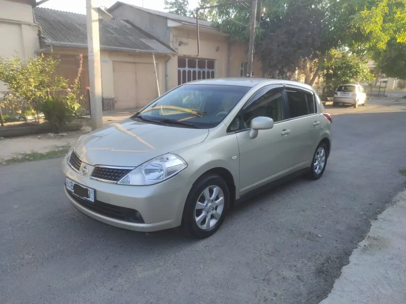 Nissan Tiida 1.6 3