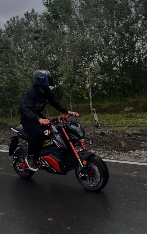Moto Bayk 5000W idial