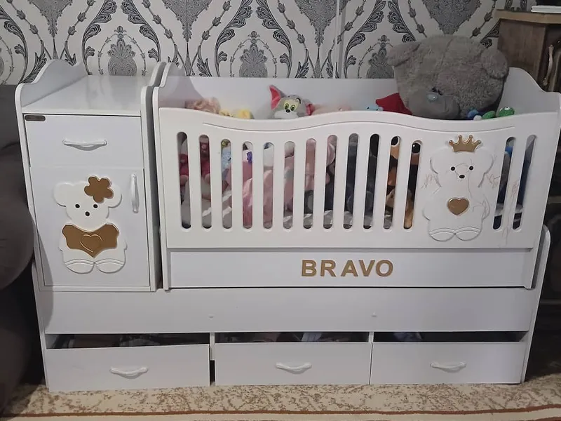 Bolalar uchun kravat tebranadi xolati yaxshi