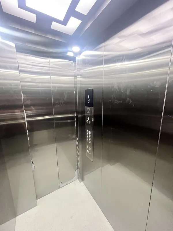 Продажа! Казахстан перекресток Бизнес Центр 2200м2! — фото 1