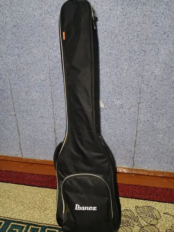 Гитара бренд Yamaha — фото 1