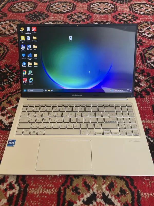 Asus Vivobook 15 OLED X1505ZA