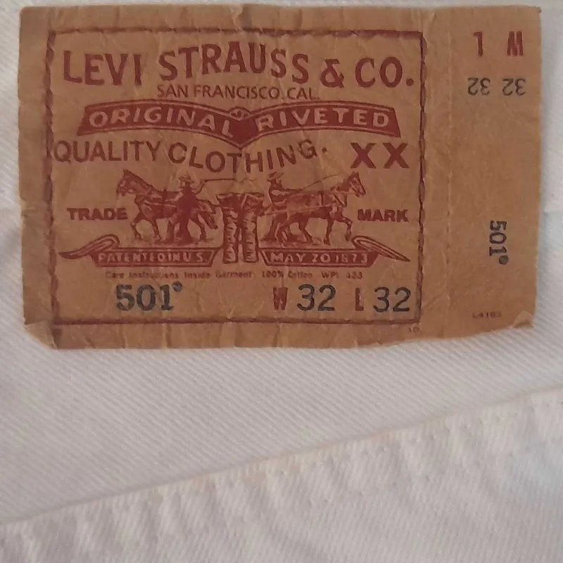 Белые Джинсы Levis 501 / W32 L32 / Made in Dominican Republic — фото 1