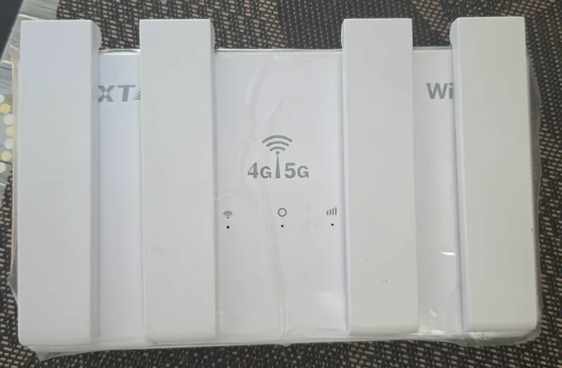 DNXT CPE CPF906-E Wi‑Fi 6 4G 5G modemi 4 DNXT CPE CPF906-E Wi‑Fi 6 4G 5G modemi 4