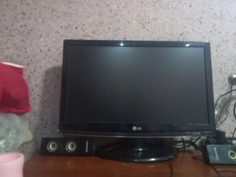 LG Monitor 24