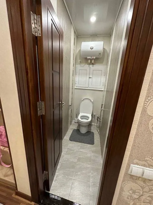 Mirobod tumanida 57 m² li 2 xonali kvartira sotiladi 5