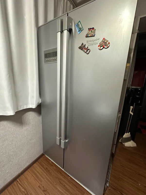 Hotpoint Ariston muzlatgichi 1