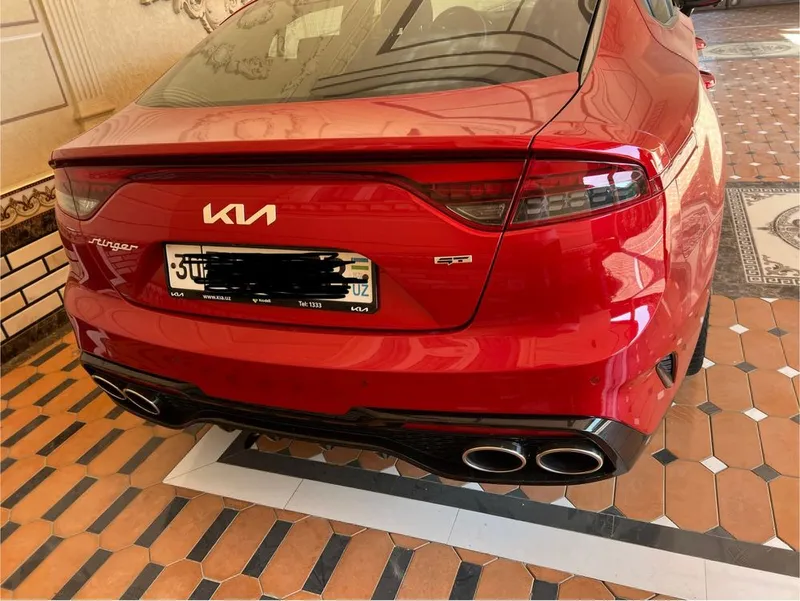 Kia stingir 3:3 twin turbo — фото 2