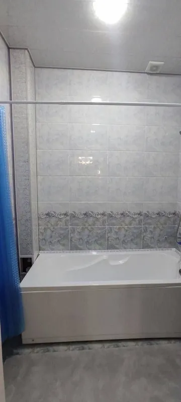 Yakkasaroy Oybek metrosi yaqinida maklersiz kvar 4