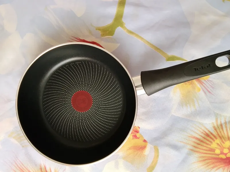 Сковорода Tefal Luminens 22см 2