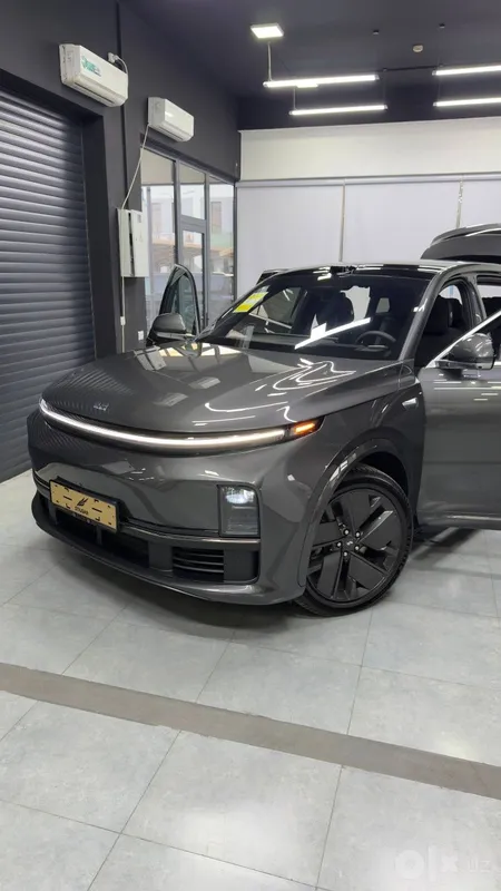 Li7 ultra restyling 2025 probegli Li7 ultra restyling 2025 probegli