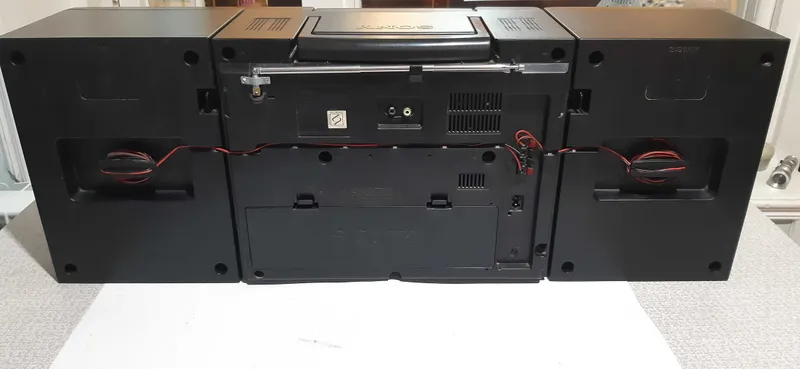 Продается магнитола SONY CFS-KW300S — фото 2