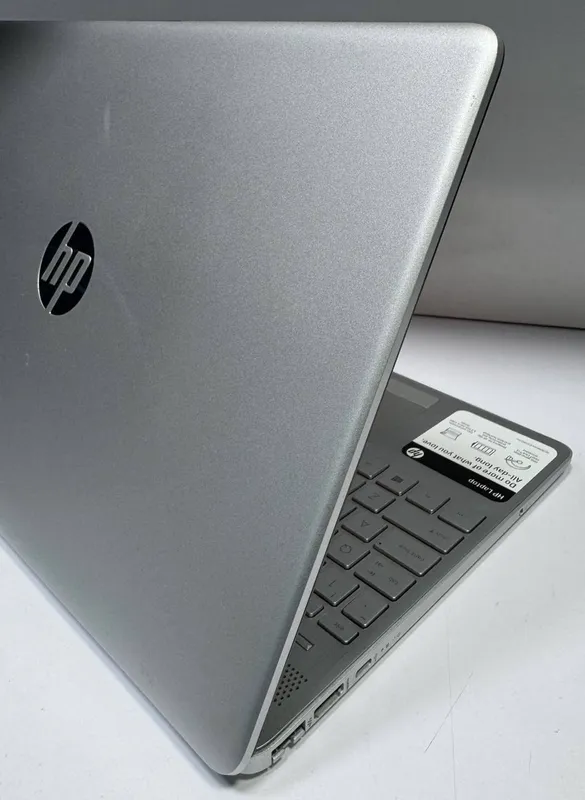 Ноутбук HP 4 Ноутбук HP 4