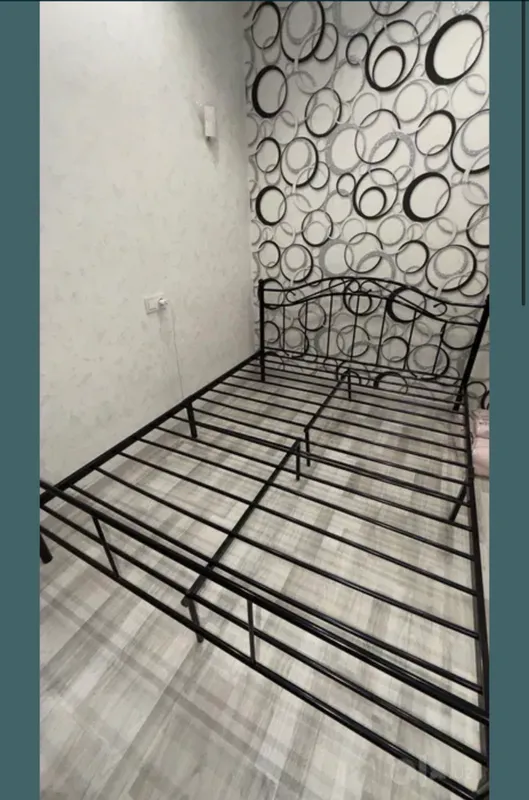 Krovat matras 2
