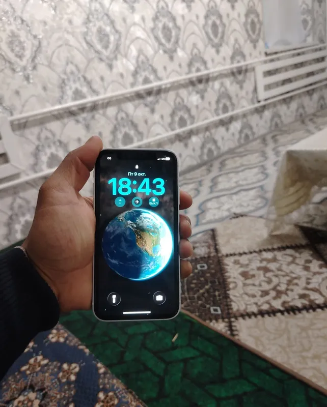 iPhone 11 2 iPhone 11 2