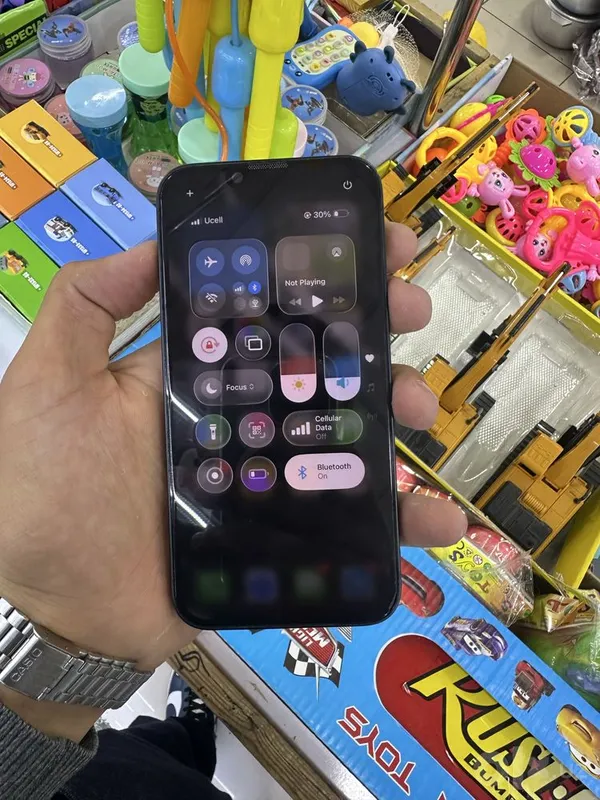 iPhone 13, идеальный, 128 ГБ 5 iPhone 13, идеальный, 128 ГБ 5
