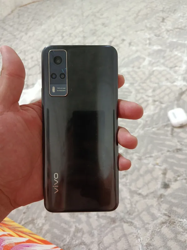 Vivo Y31 8/128 xolati oʻrtacha 2