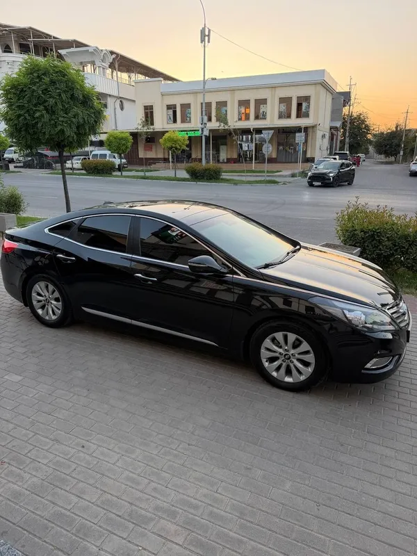 Hyundai azera 3.3 v6 7 Hyundai azera 3.3 v6 7