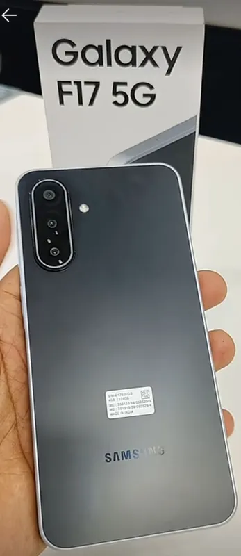 Samsung galaxy F17 olganimga 3kun buldi 1