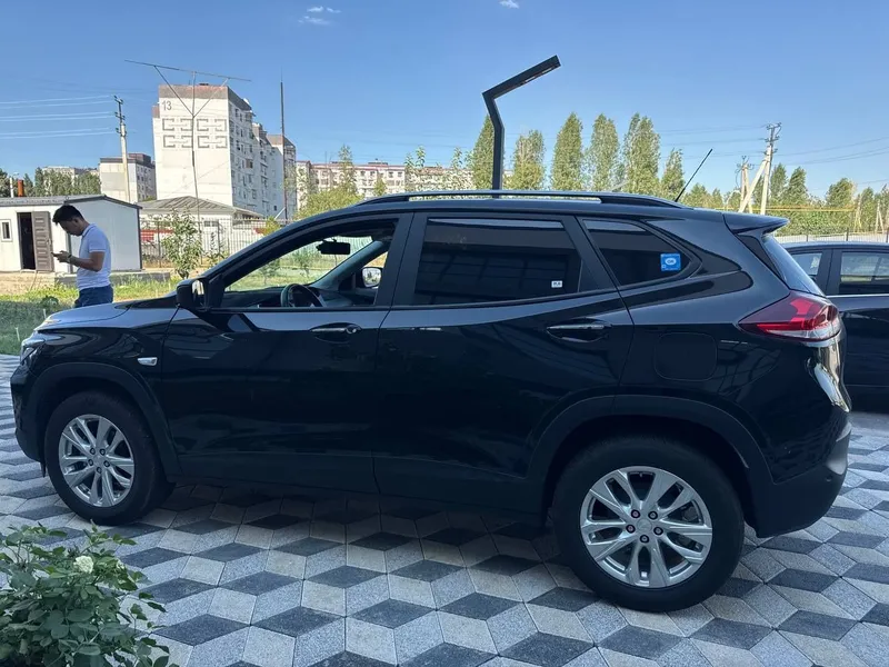 Tracker LTZ chevrolet 2025 2