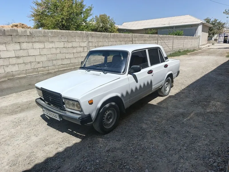 Лада ваз 2107сотилади 2