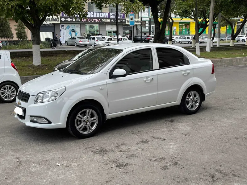 Chevrolet Tracker Premier Plus, 2025 йил 2 Chevrolet Tracker Premier Plus, 2025 йил 2