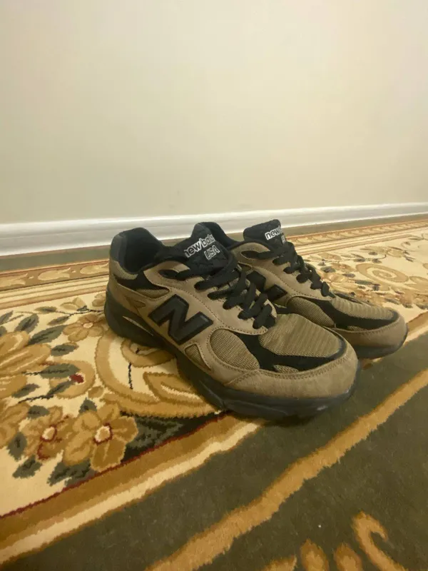 две кросы за 170,состояние у new balance хорошие,
