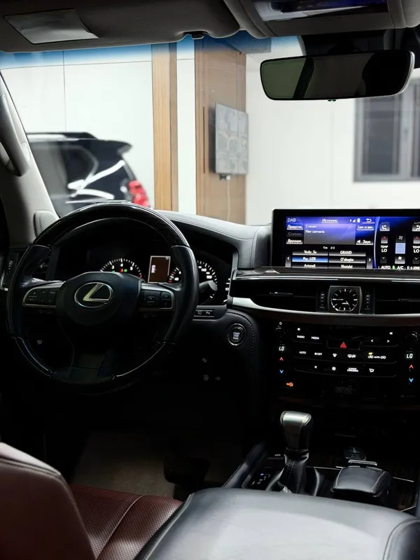 Lexus LX570 Насия. савдога. берилади — фото 4 Lexus LX570 Насия. савдога. берилади — фото 4