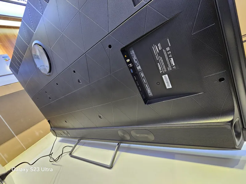 Премиум телевизор TECH 7TV4P86MLEDS1 86" Mini-LED 2