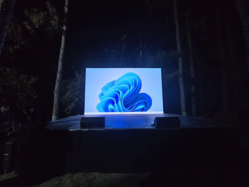 LED ekran, sahna va svetotexnika ijarasi — фото 4
