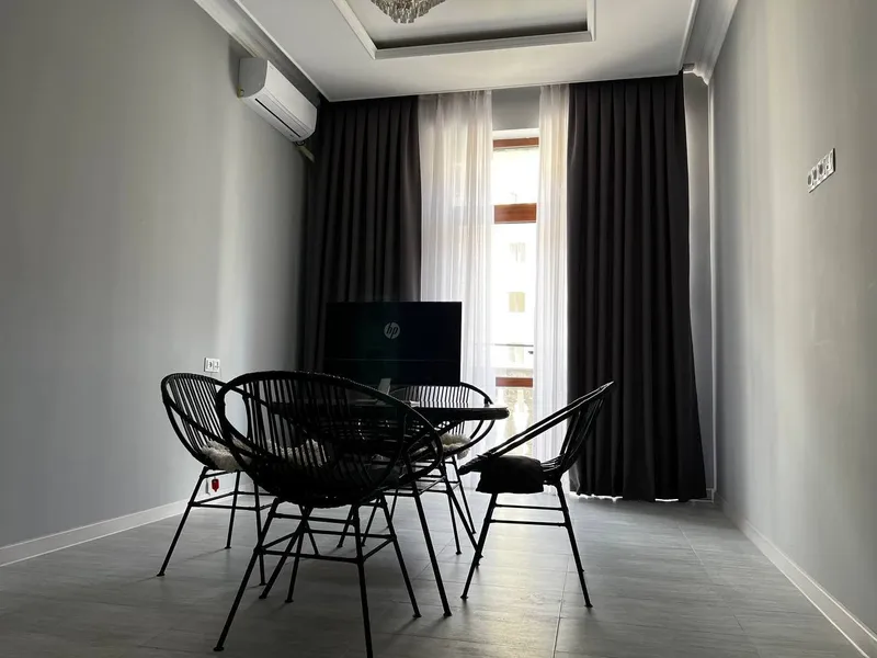 3 xonali kvartira, 120 m2, Yunusobod 4