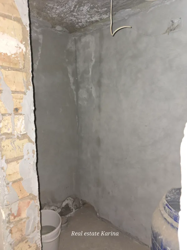 2 xonali kvartira (qorovul quti) sotiladi 7