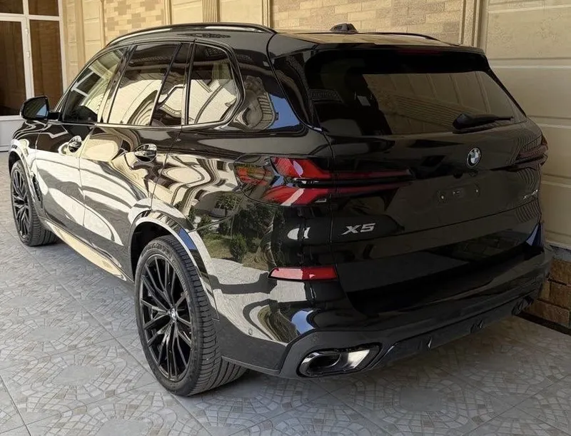 BMW X5 xDrive 40i 2026 год — фото 1