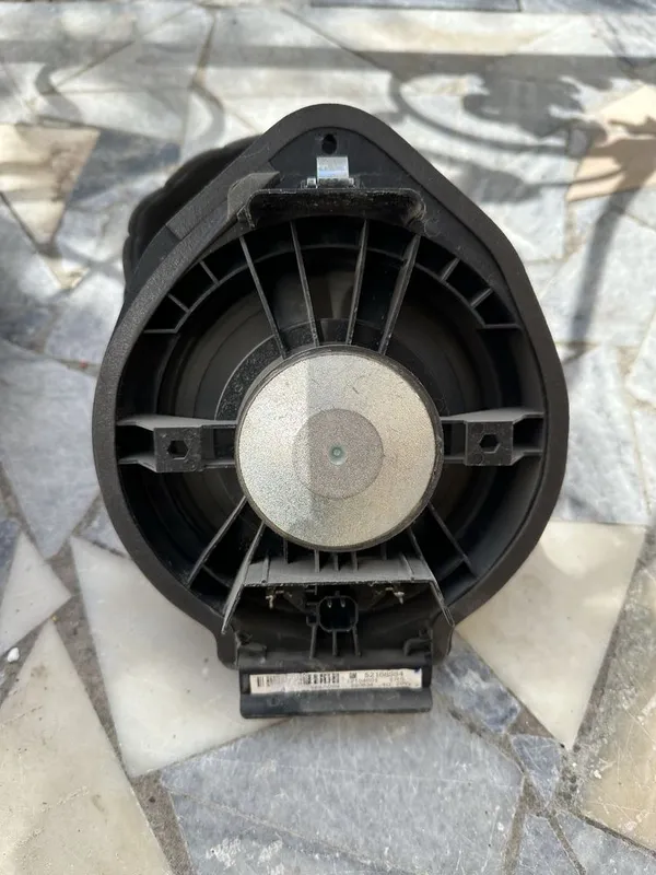Cobalt radnoy kalonkas 4 ta sotiladi ideal — фото 1
