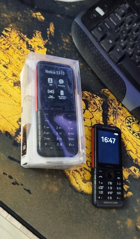Nokia 5310 yangi qutisi bilan