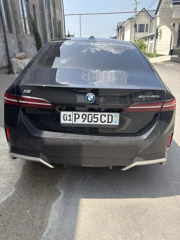 BMW i5 40L M-Sport 2025 yil — фото 2