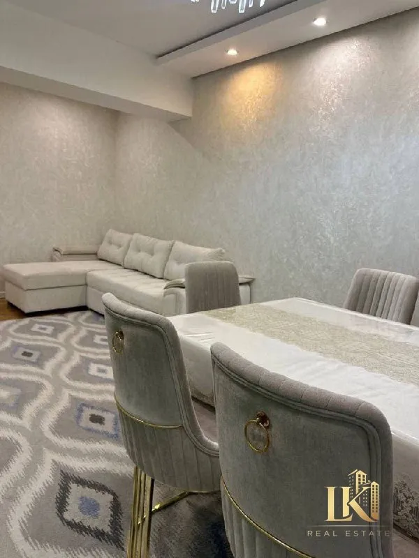 Продаётся 3-комнатная квартира, 130 м², Мирабадский район (ЦУМ, метро Космонавтов) 3