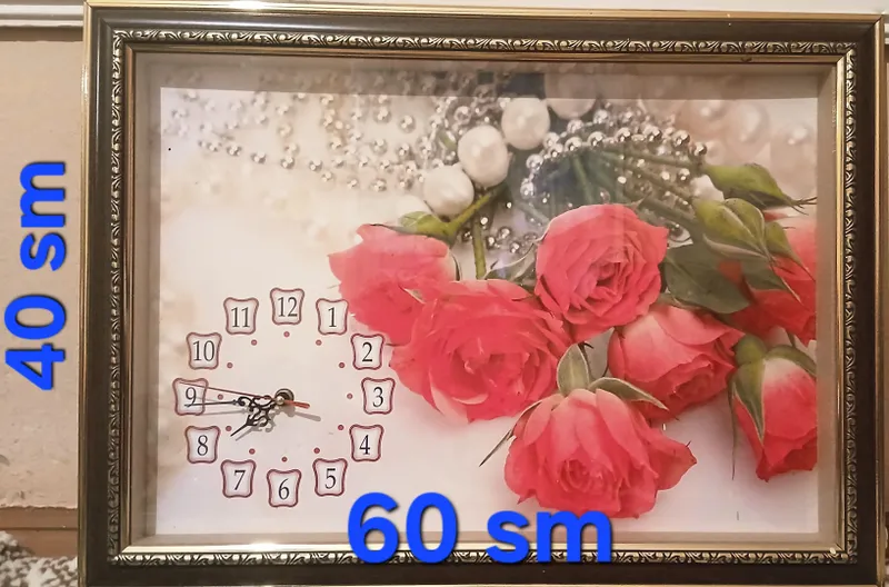gul rasmi tushirilgan soat