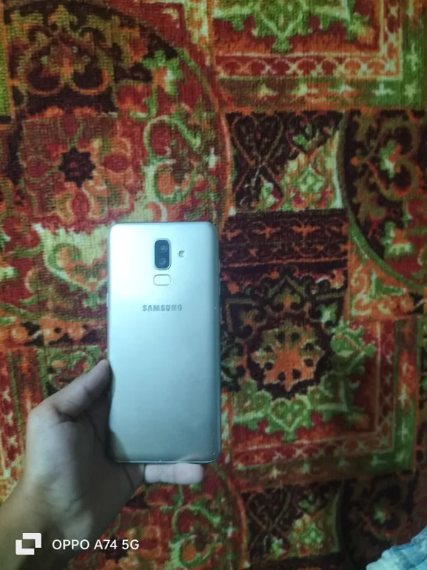 продам Samsung j8 на запчать — фото 1