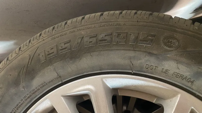 Kobalt disko balon 195/65 R15 xolati yangi — фото 1