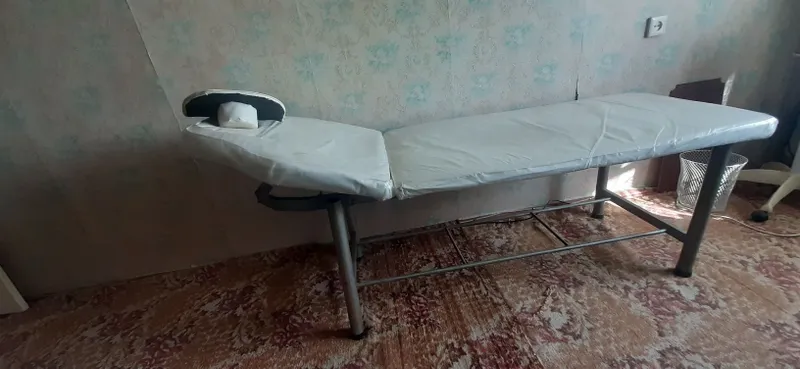 Кушетка для косметологии и массажа.