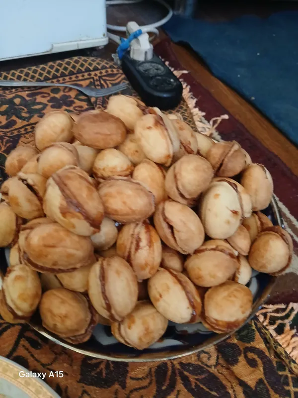 yongʻoqli shirinlik kilosi 50 mingdan kelishiladi — фото 1