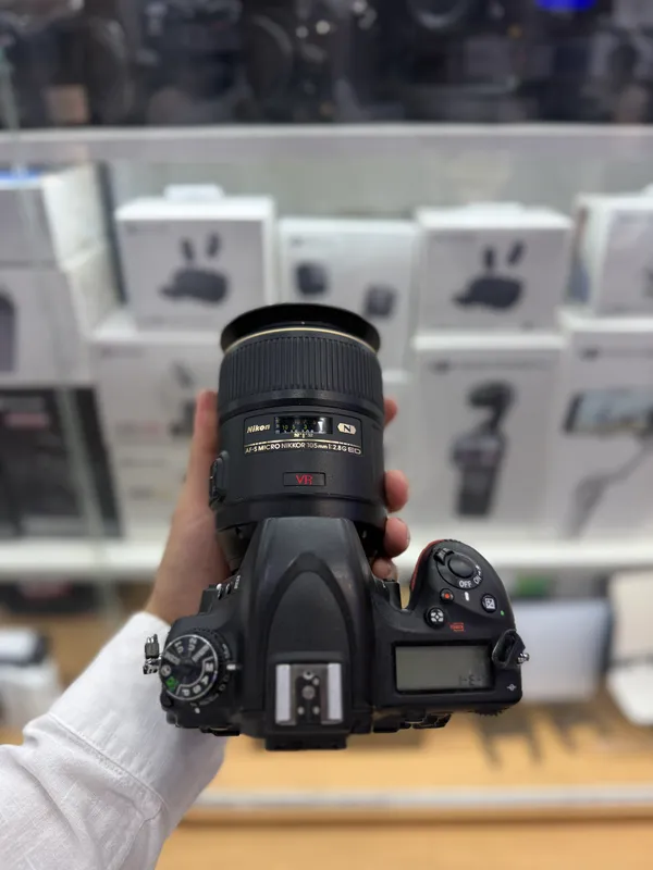 Nikon D750 Nikon 105 mm f2.8 macro Yn 24ex — фото 1
