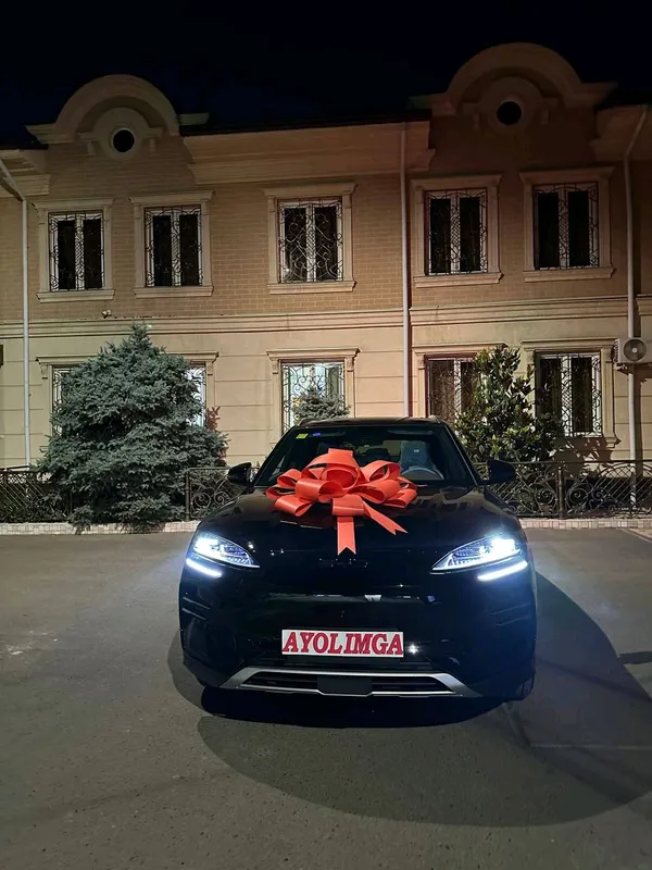 Авто мошинага кизил бантик.Арендага берамиза бант — фото 1