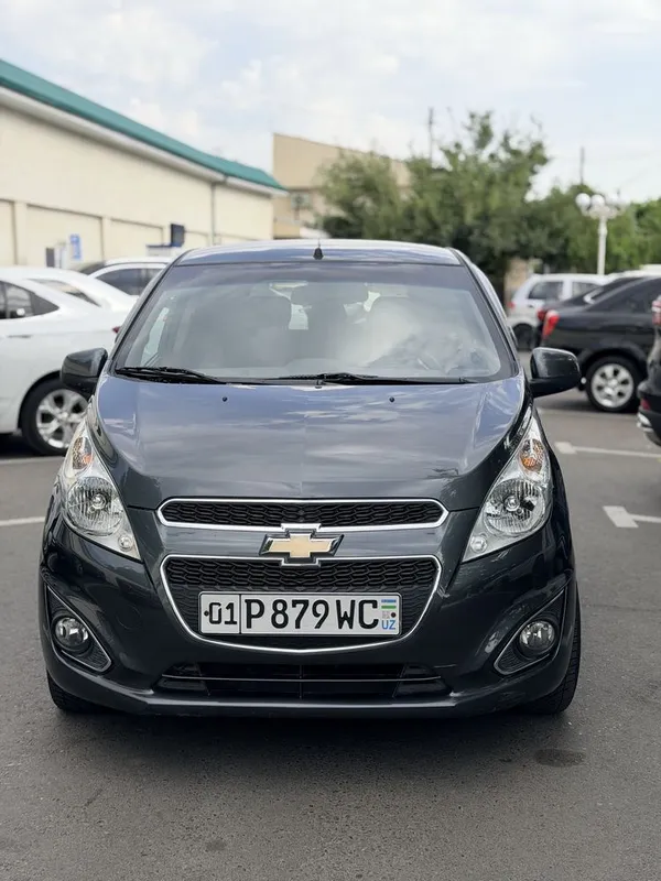spark sotiladi 2019 yil tozza kiraska 96000 km 1 qol